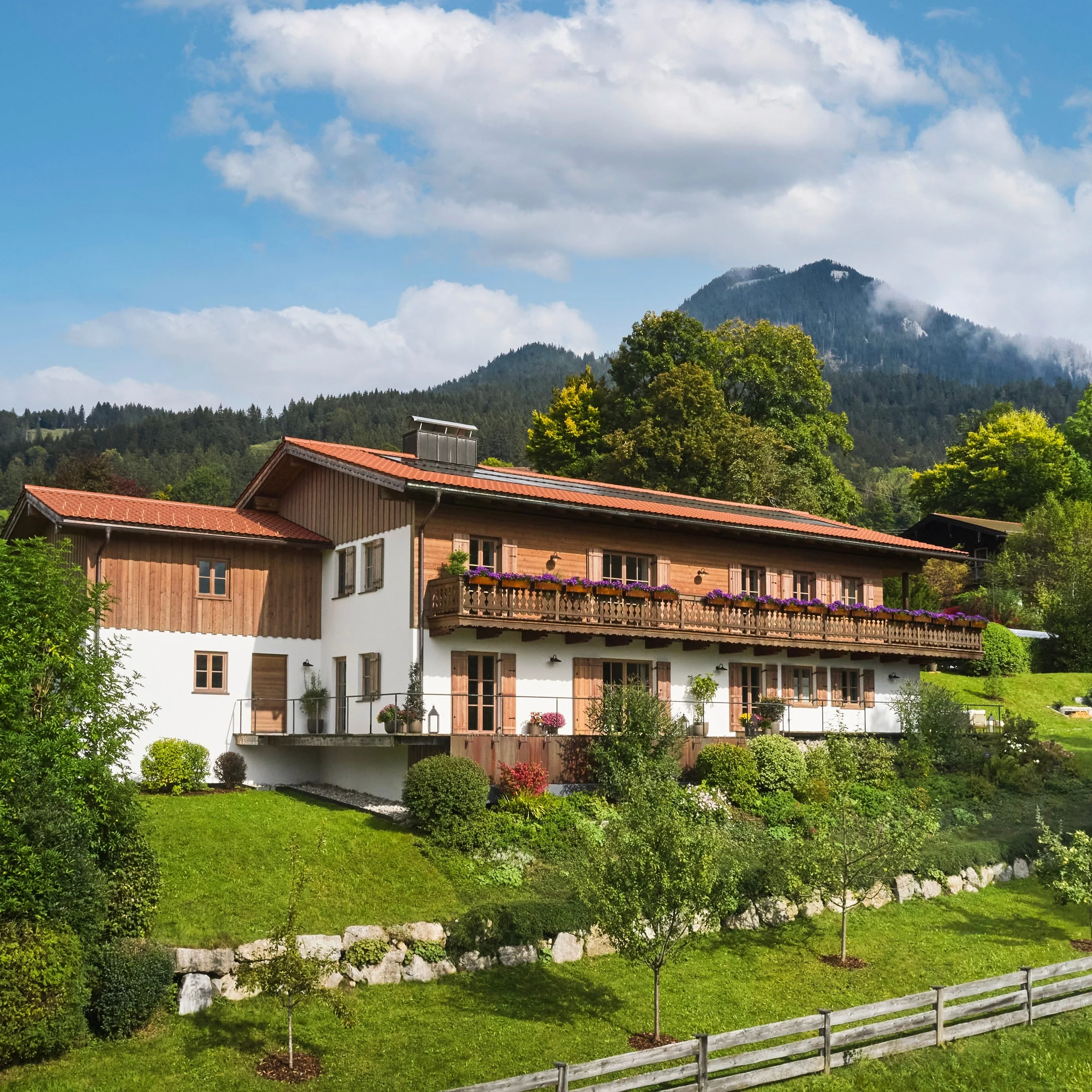 OBERBAYERN HAUS Campaign