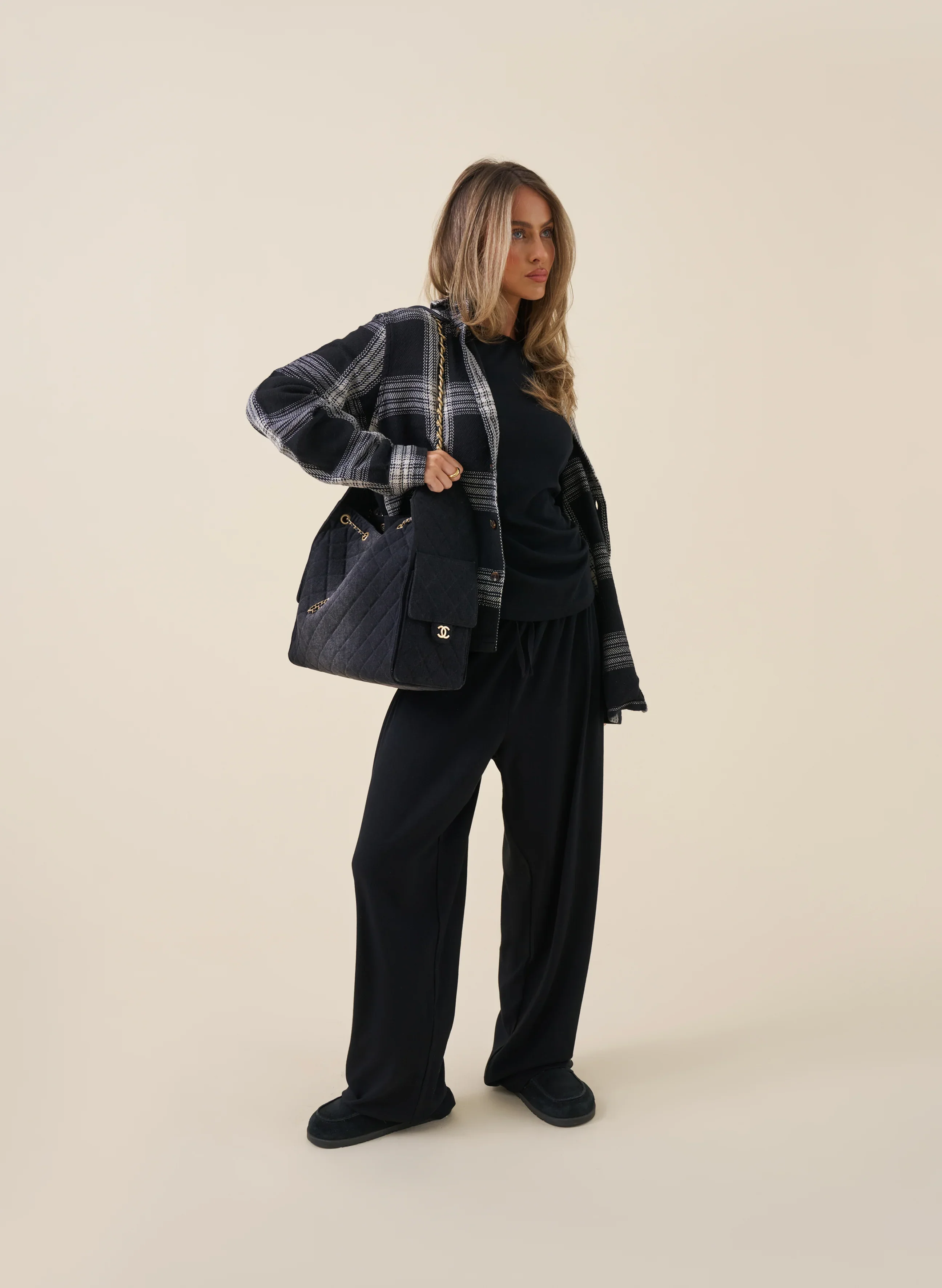 Late Checkout Set - Black