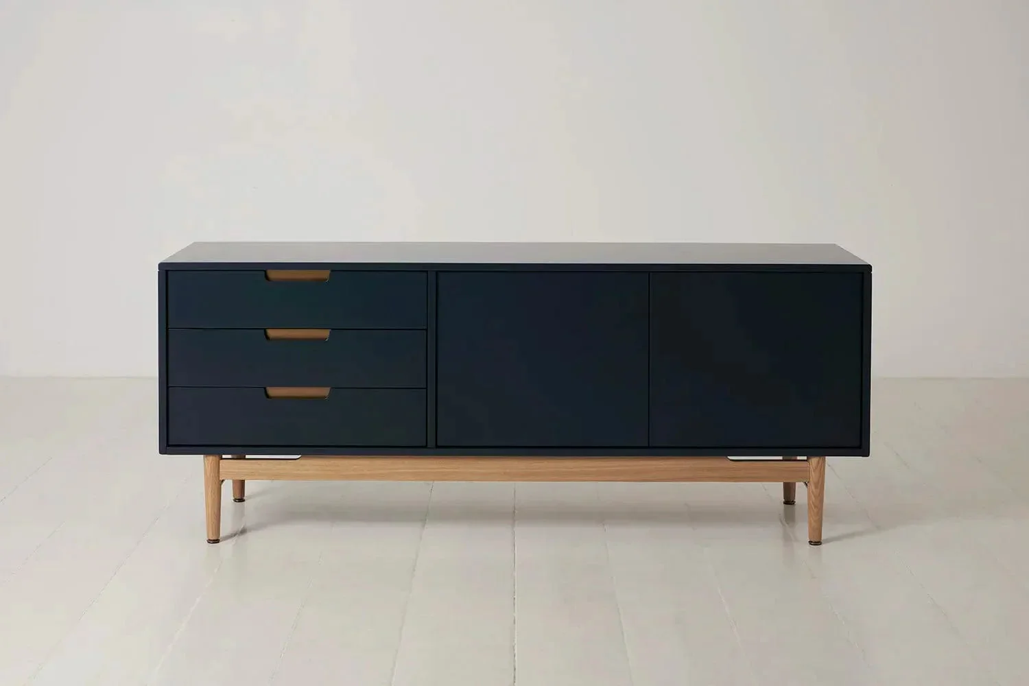 Sideboard 01
