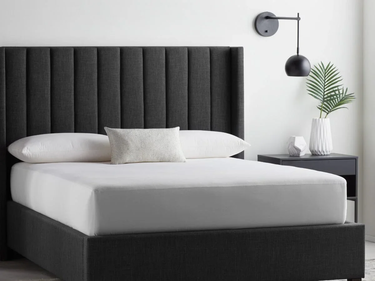 Breeze Mattress Protector