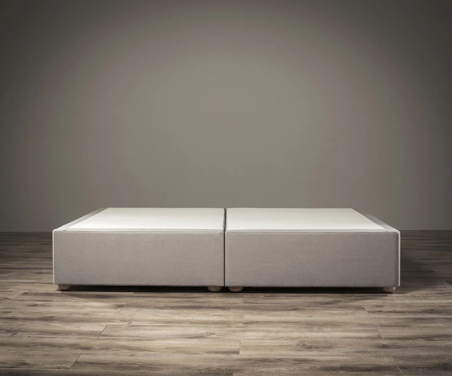 Madera Divan Base