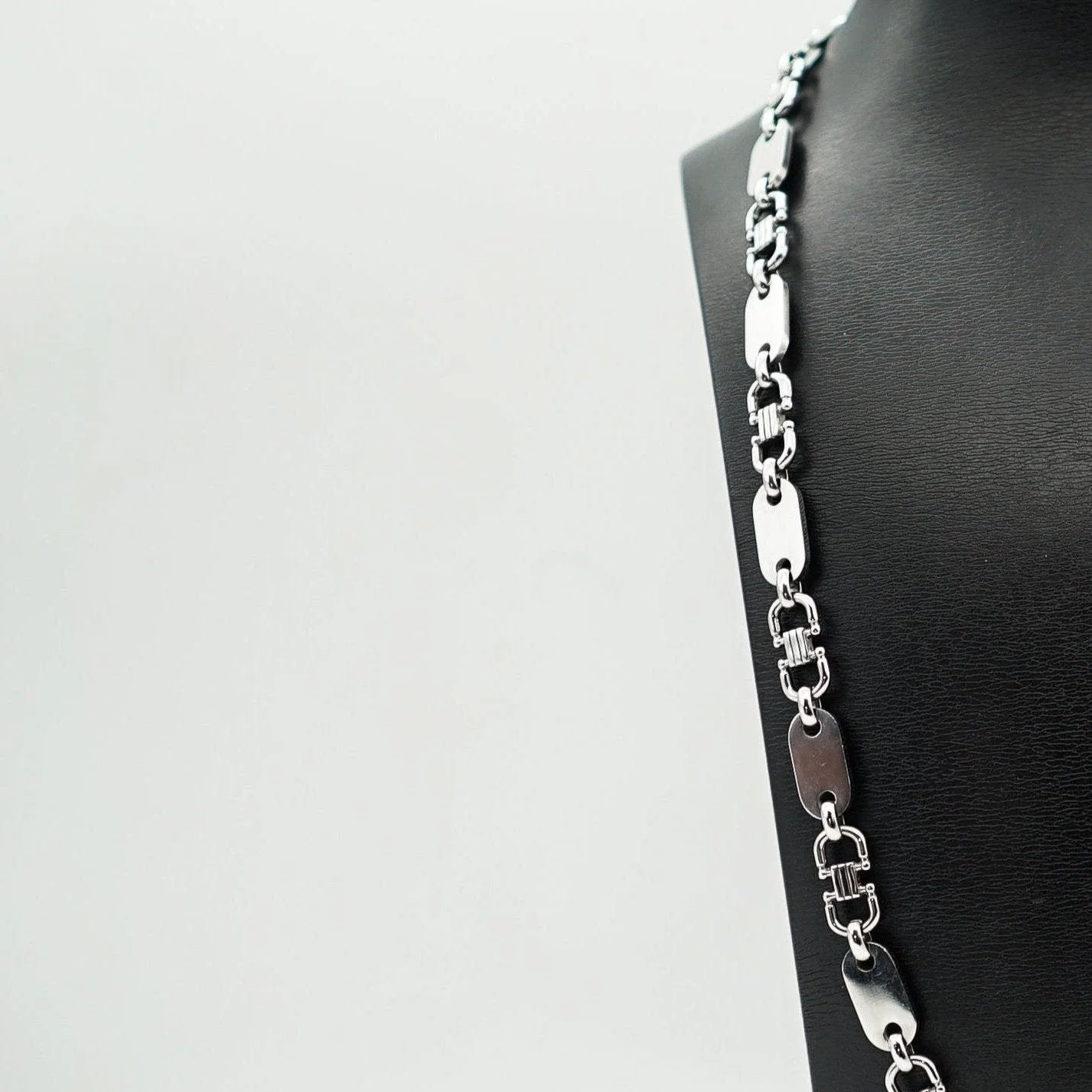 L&T Plattenkette 70cm lang 10mm breit aus Edelstahl