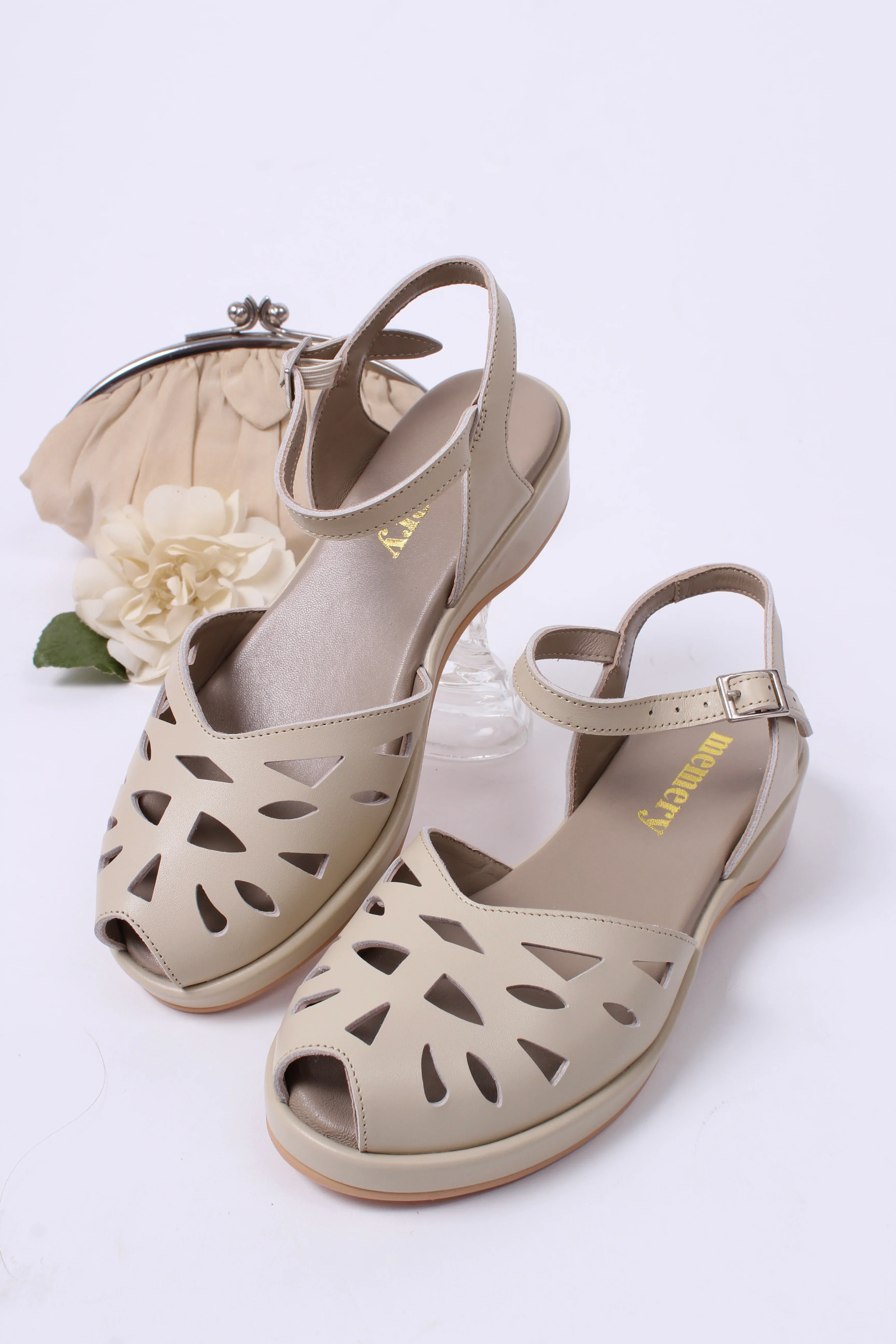 1940s / 50s summer wedge sandals - Cream - Sidse