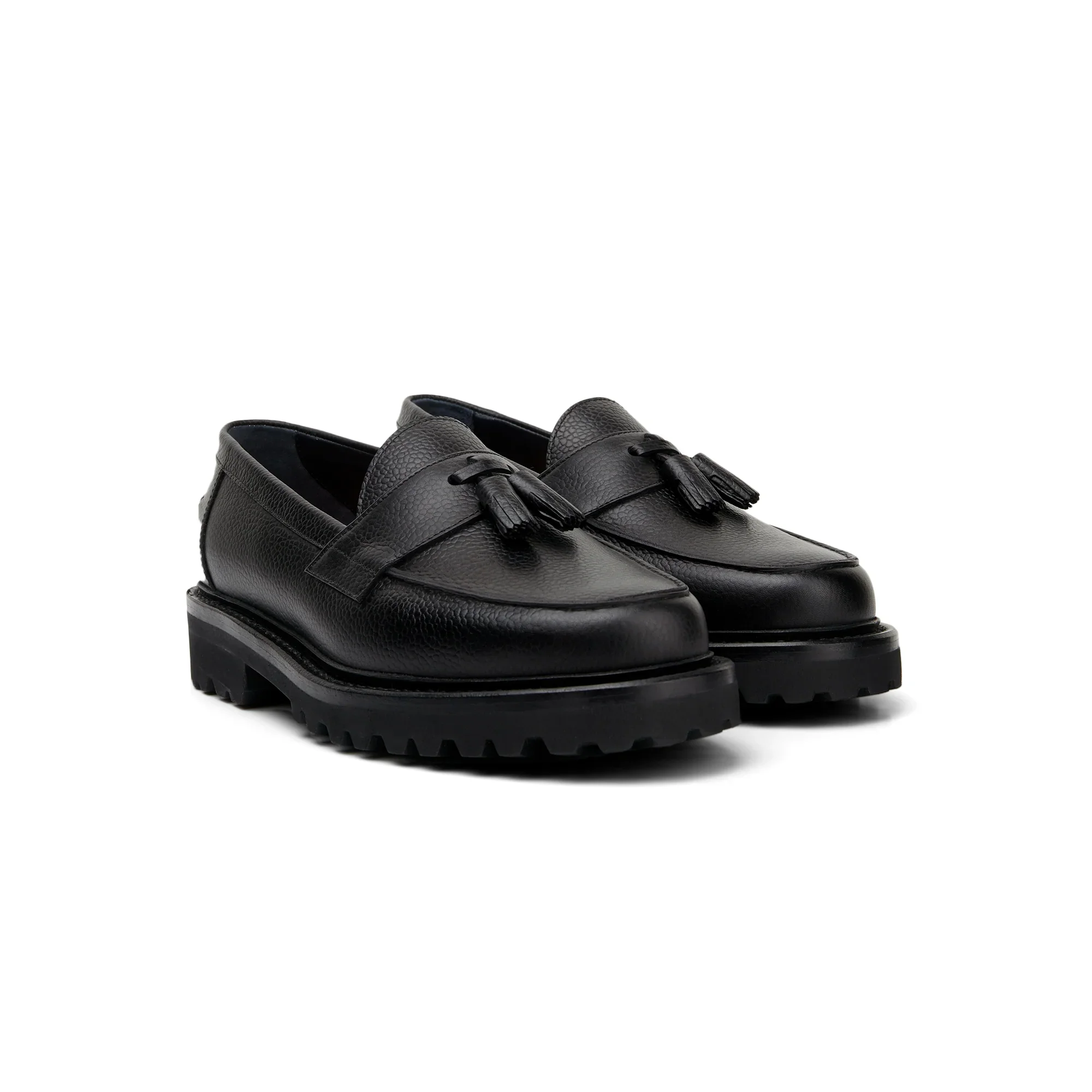 The Clásico Tassel Loafer, Onyx, Lug Sole