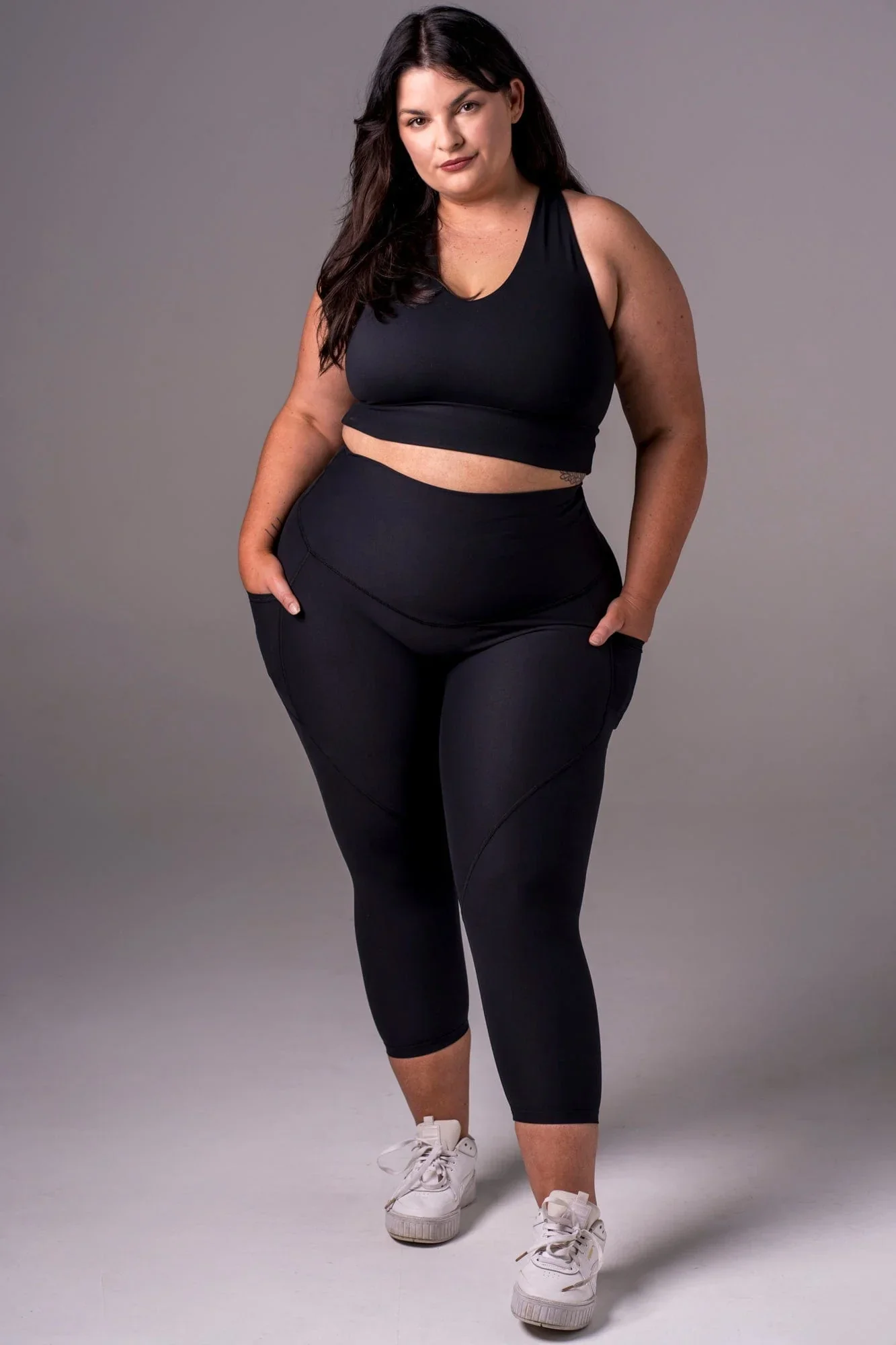 Black Dynamic High Waisted Pocket Shaper Capri Leggings