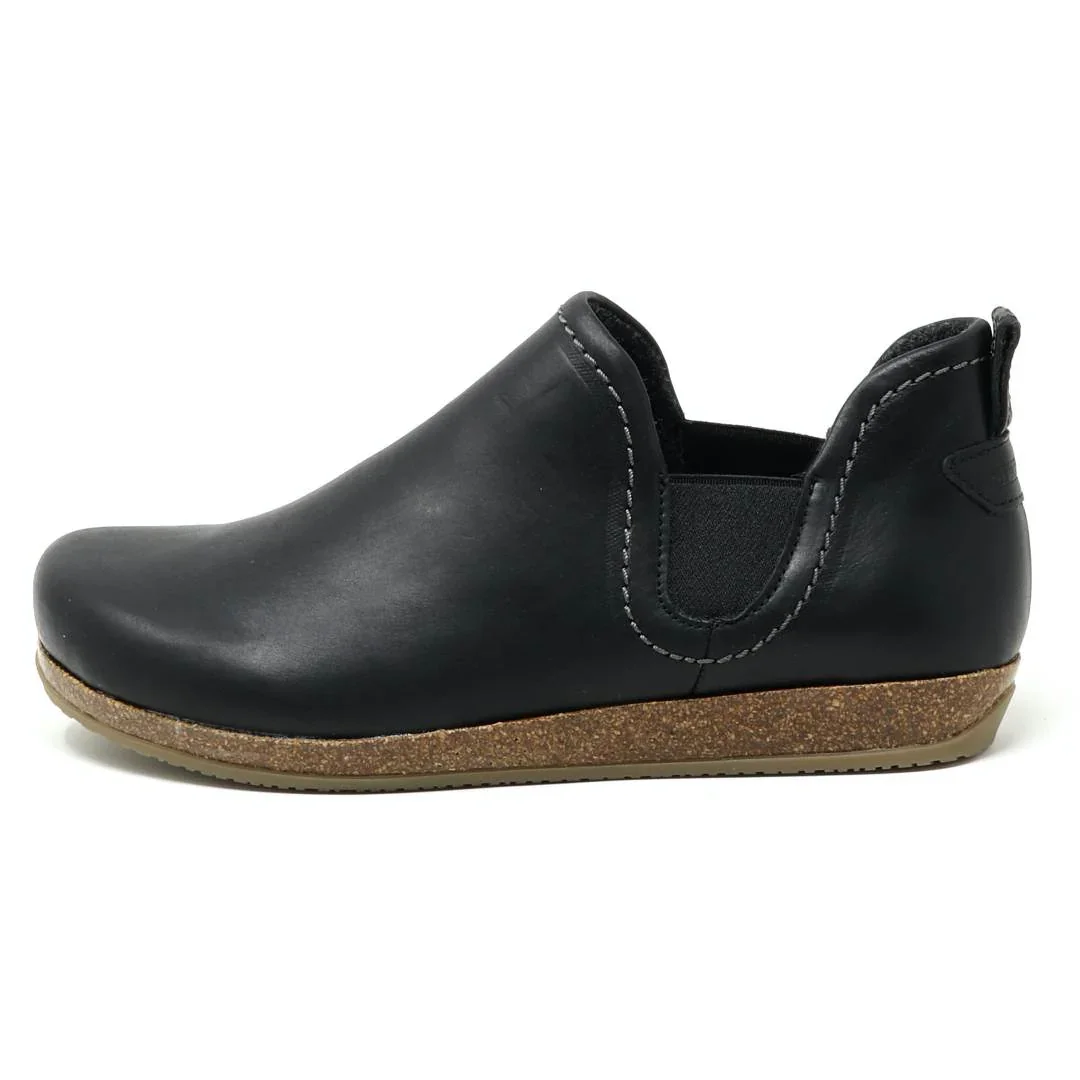 Women's Lieben Leather Chelsea Boot