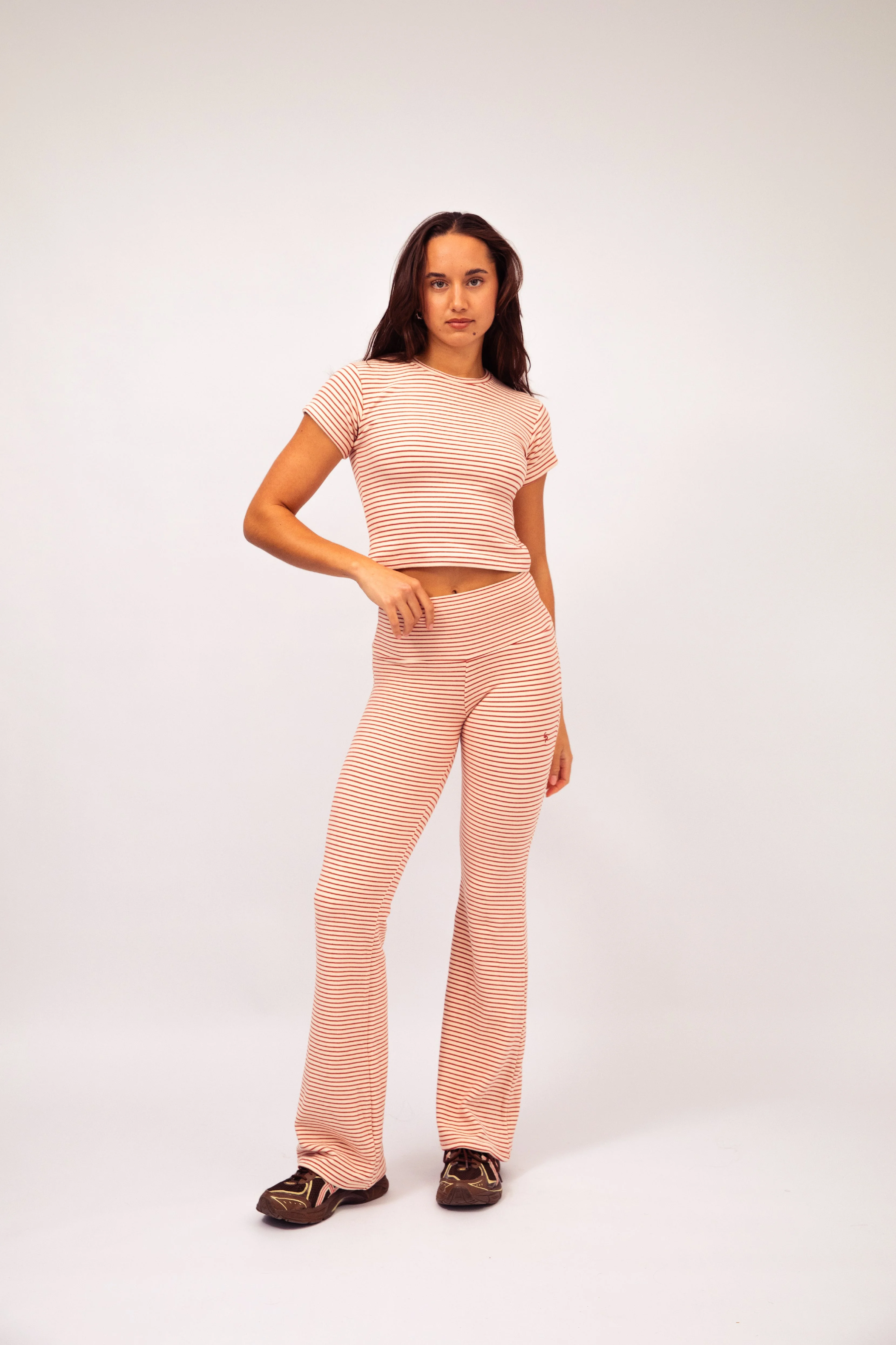 Stretch Flares in Strawberry