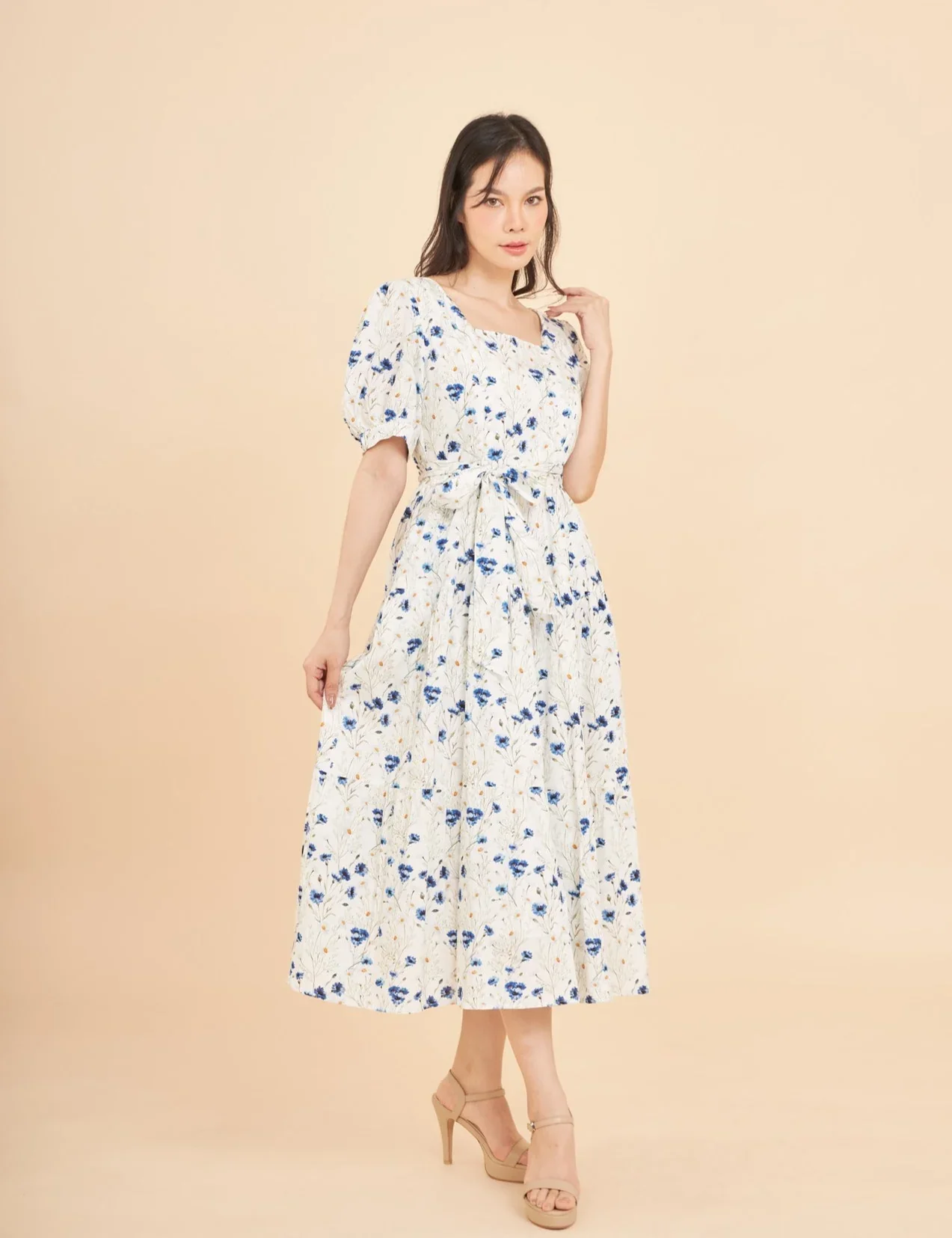 Versa Everywhere Dress with Nursing Zippers in Blue Cornflowers