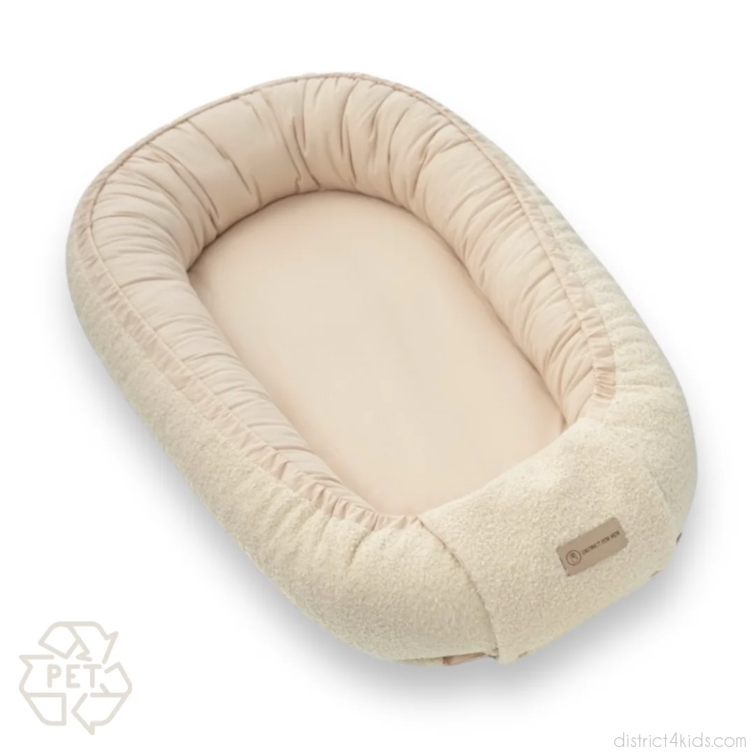 Babynestchen Teddystoff-Bouclé – mitwachsender Baby-Kokon