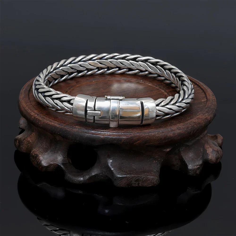 Lesi - Tight Braided Silver Bracelet