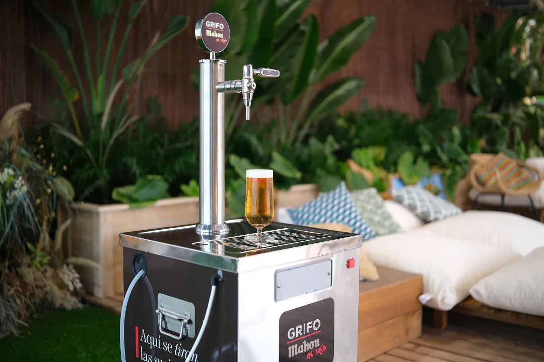 Alquiler e Instalación portátil (V100)