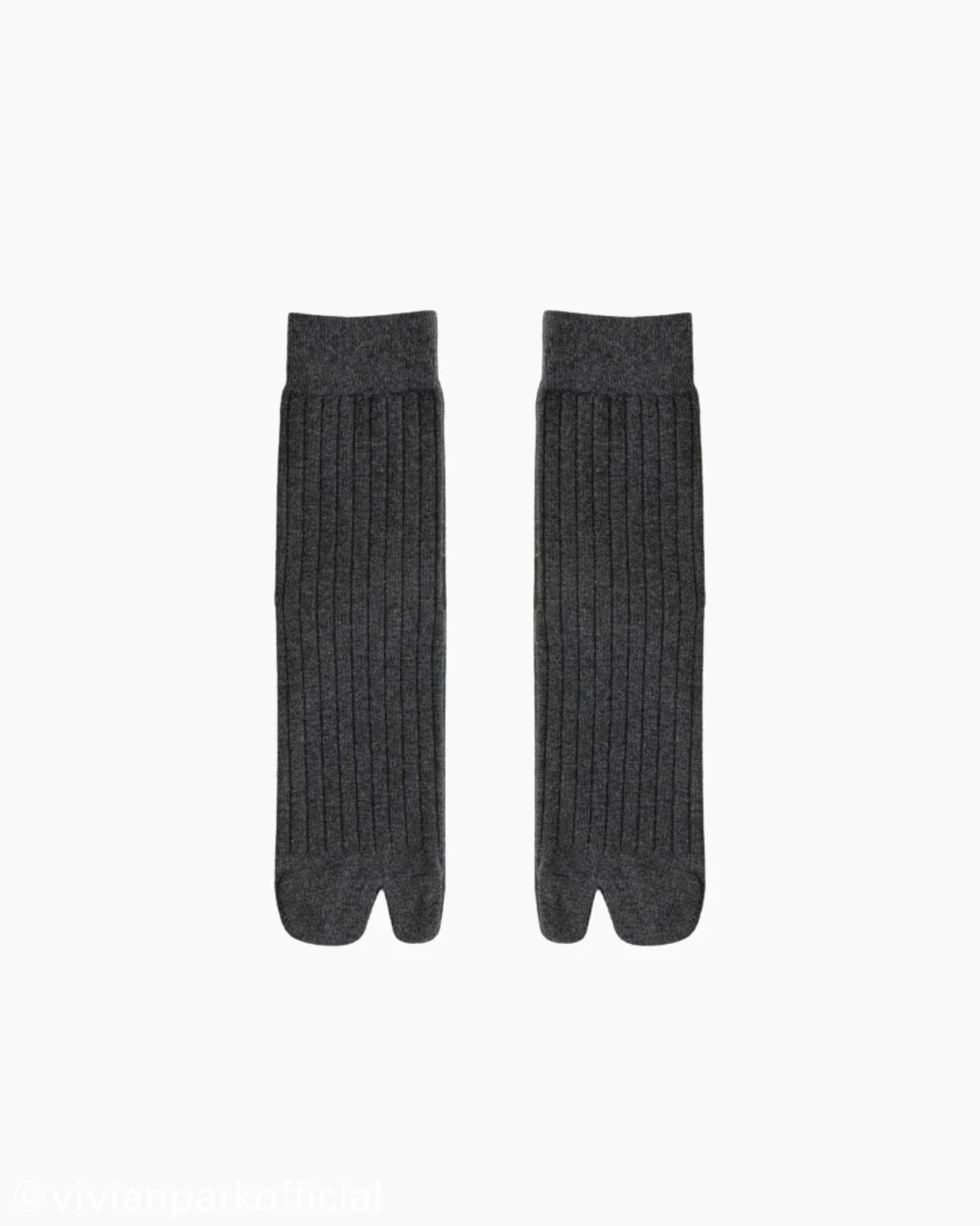 Ribbed Tabi Low Socks