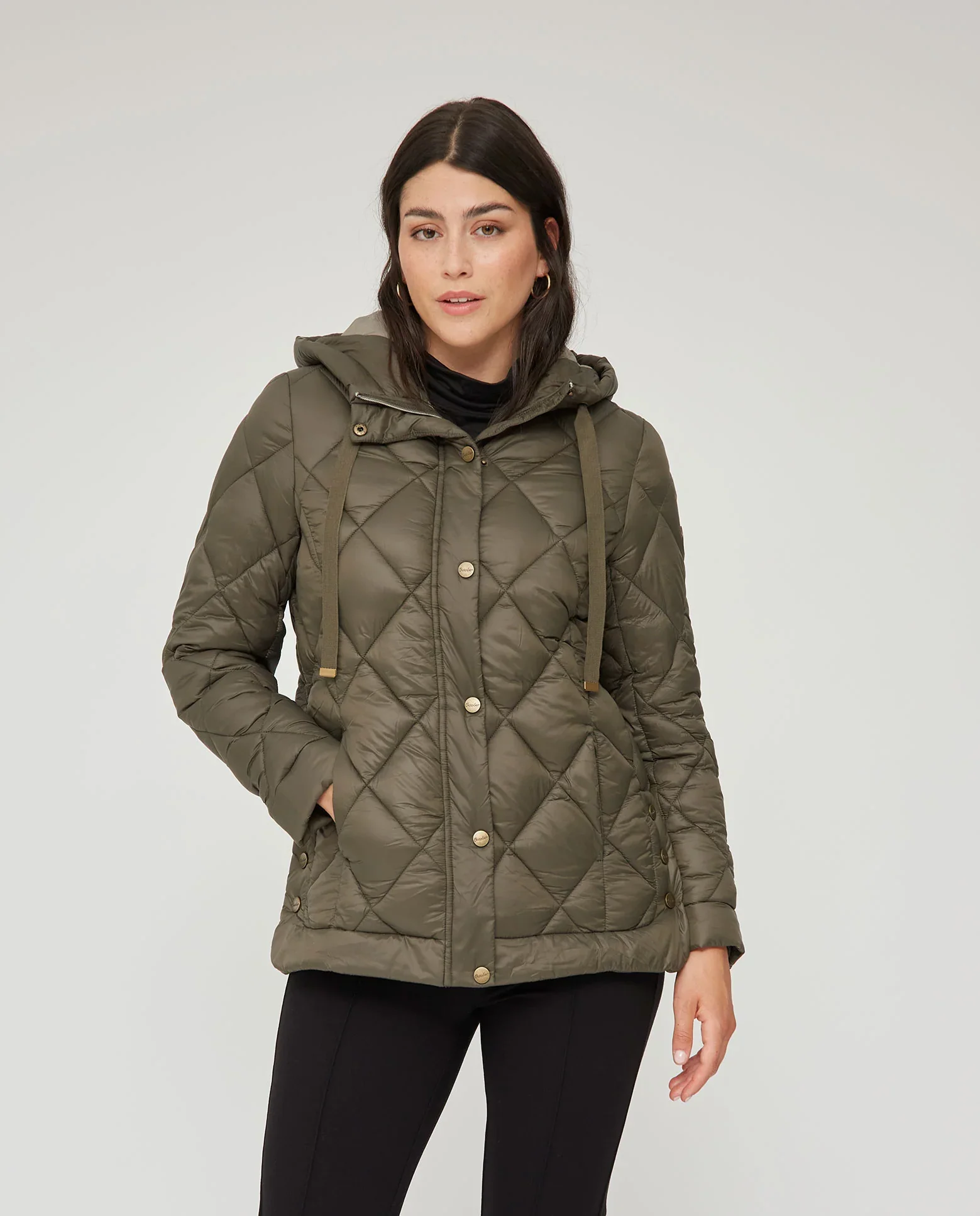 Parka Corta Y Manga Larga Con Capucha Y Cierre Con Botones Verde