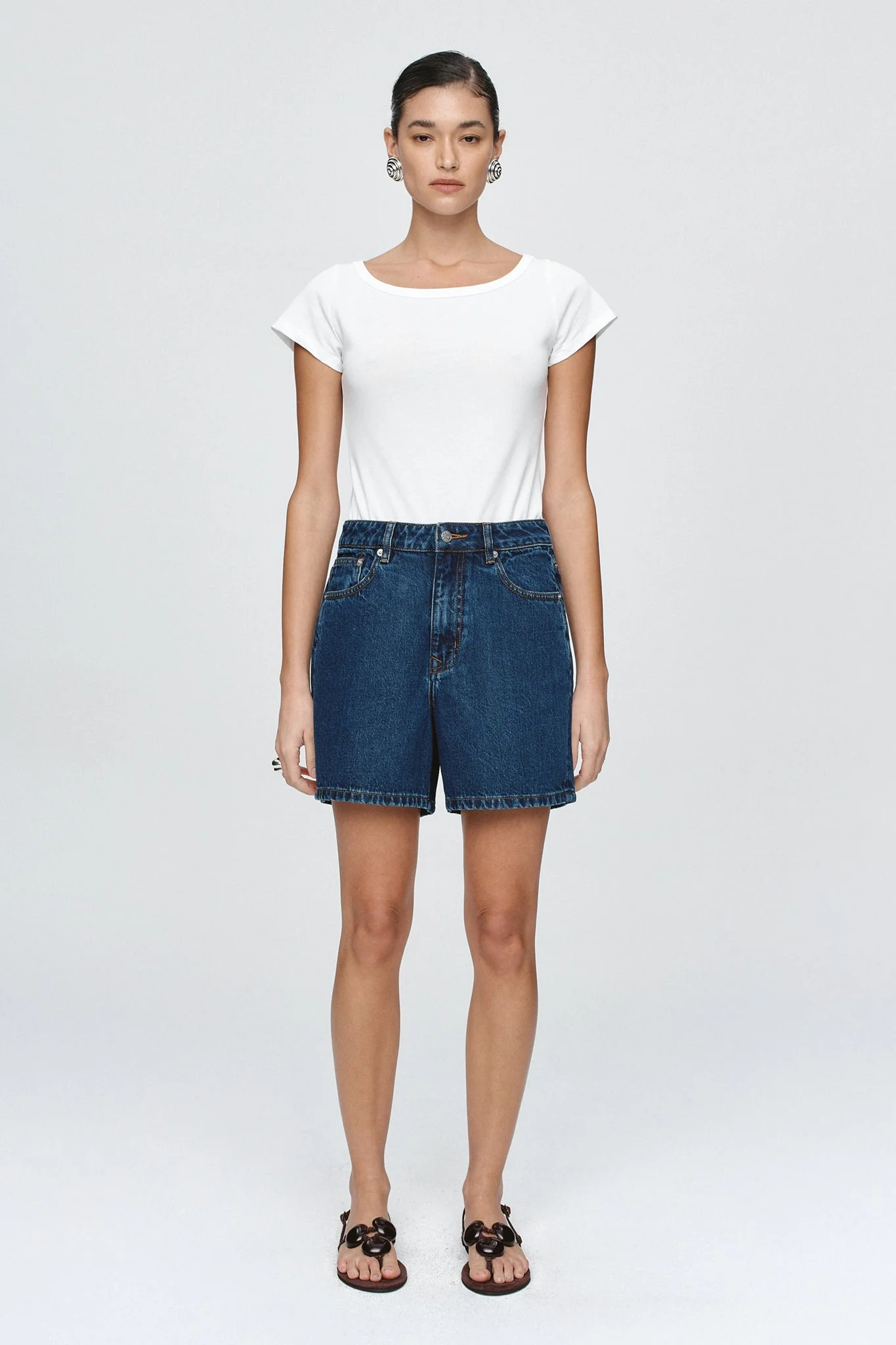 CLASSIC JEAN SHORT - CLASSIC BLUE