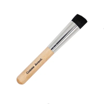 Pinceau blush en bois de hêtre
