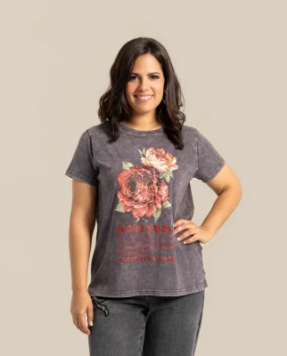 Camiseta Lavada Manga Corta Con Detalle De Tachas Gris Oscuro