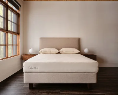 The Essential 8" Organic Mattress