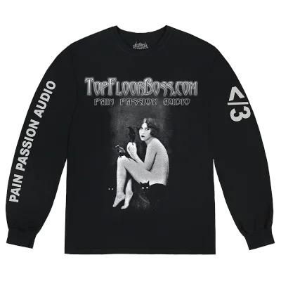 ＜/3³ Witch Long Sleeve T-Shirt