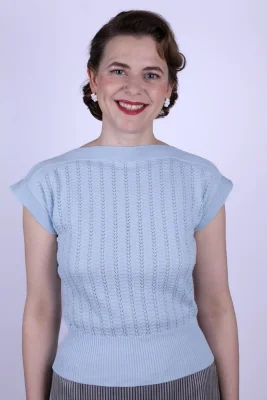1950s style cap-sleeved jumper in fine lace knit - Pastel blue - Iris
