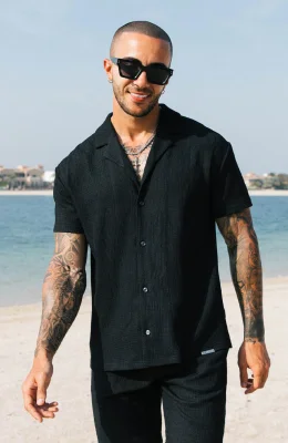 Eivissa Relaxed Fit Shirt in Black