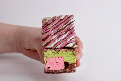 Choc Strawberry Dubai Marshmallow- Staff Creation
